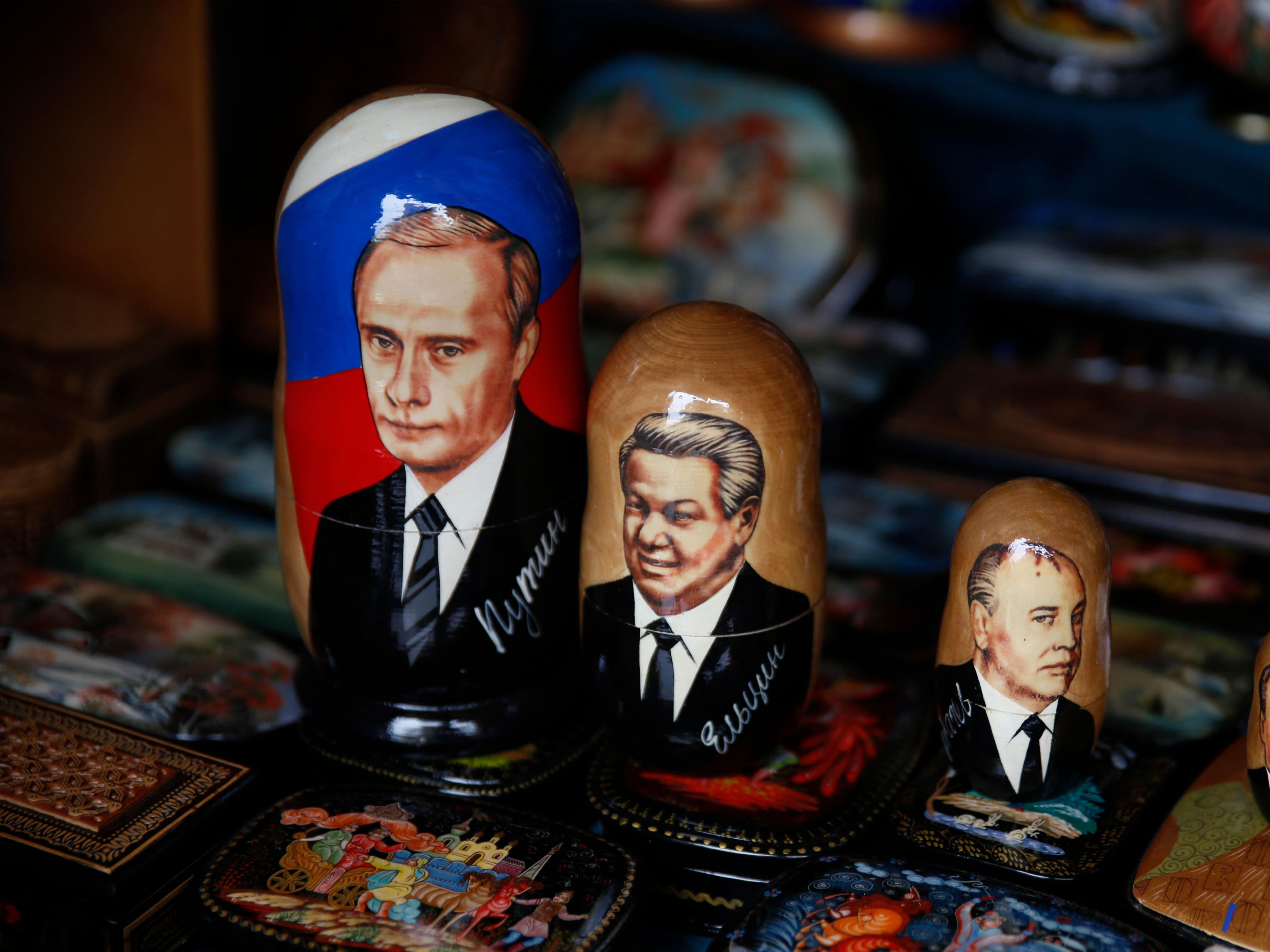 Images of presidents on Russian dolls