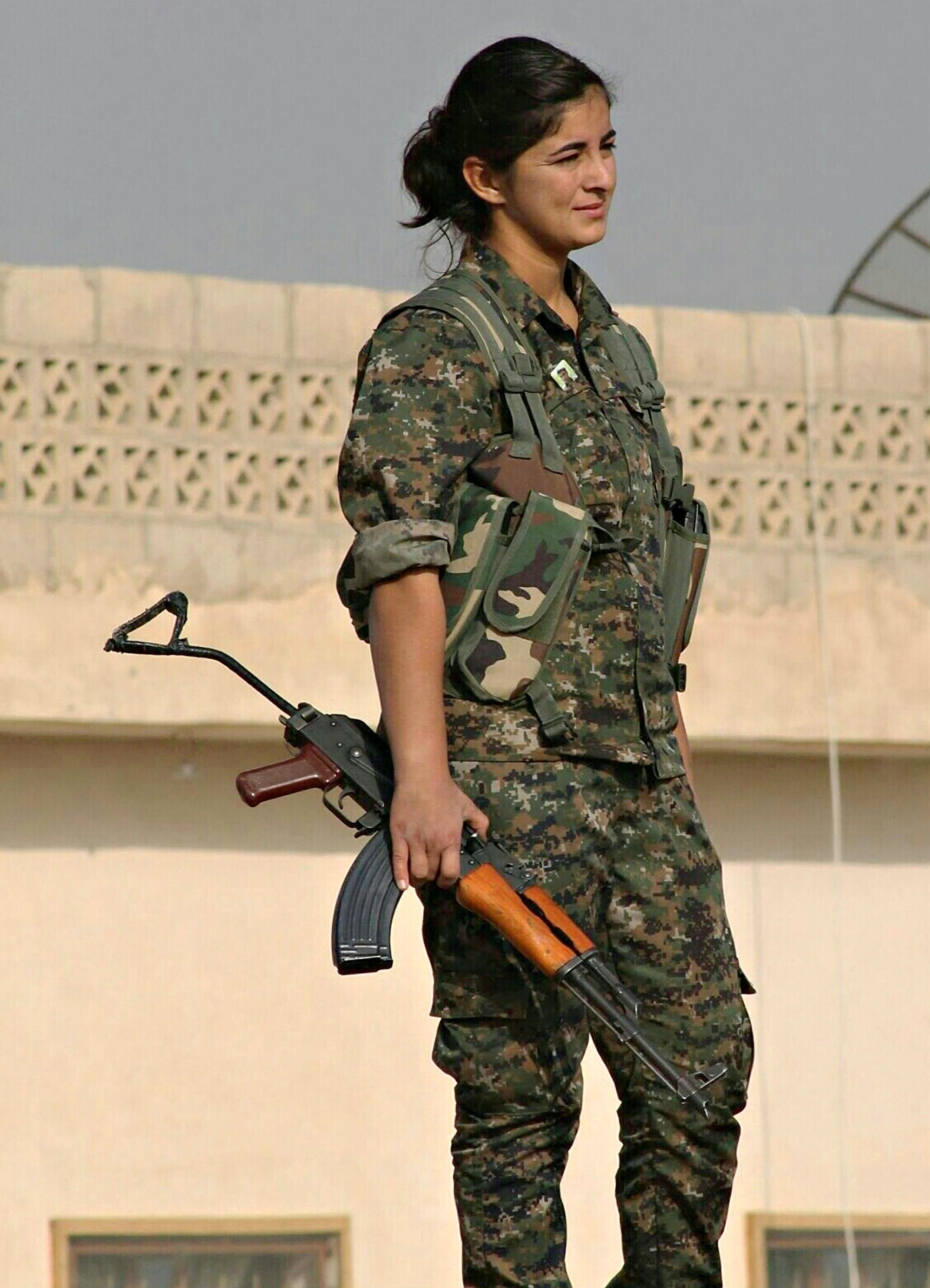 A female soldier with the Kurdish rebels